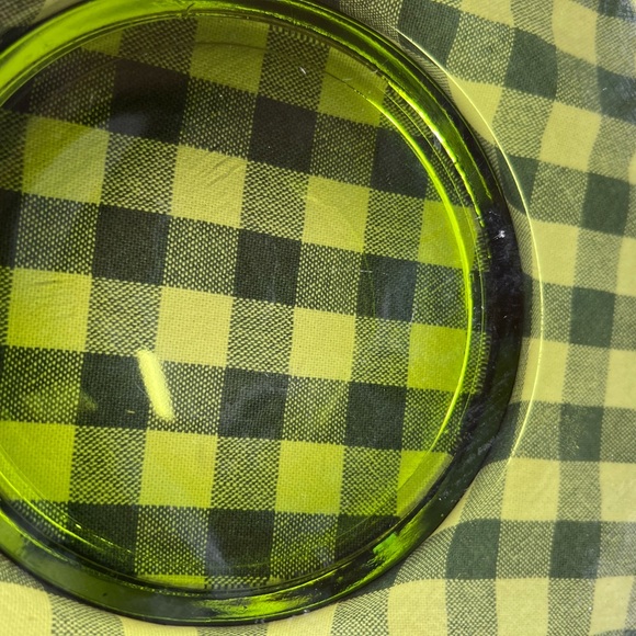 Anchor Hocking Chip Bowl Folded Sides Green 9”W 4” L - Picture 6 of 6